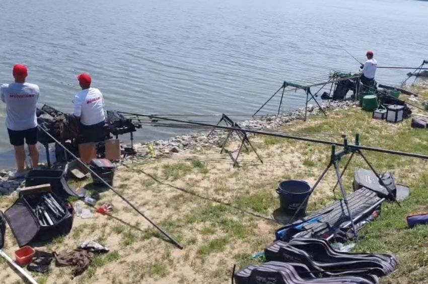 Elkezdődött a horgász-Európa-bajnokság a kaposvári Deseda-tavon – videóval