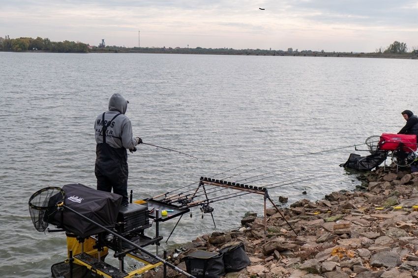 Alacsony vízállással és erős széllel küzdöttek a Freestyle Method Feeder OB döntősei – fotókkal 
