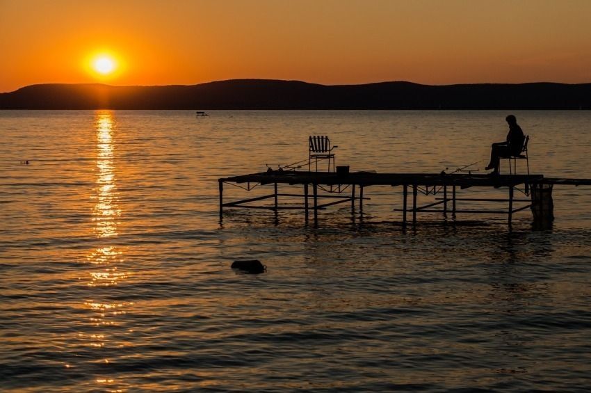 A jegyárak nem, a horgászrend viszont változik a Balatonnál jövőre – videókkal