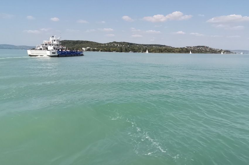 28,9 fokosra melegedett a Balaton