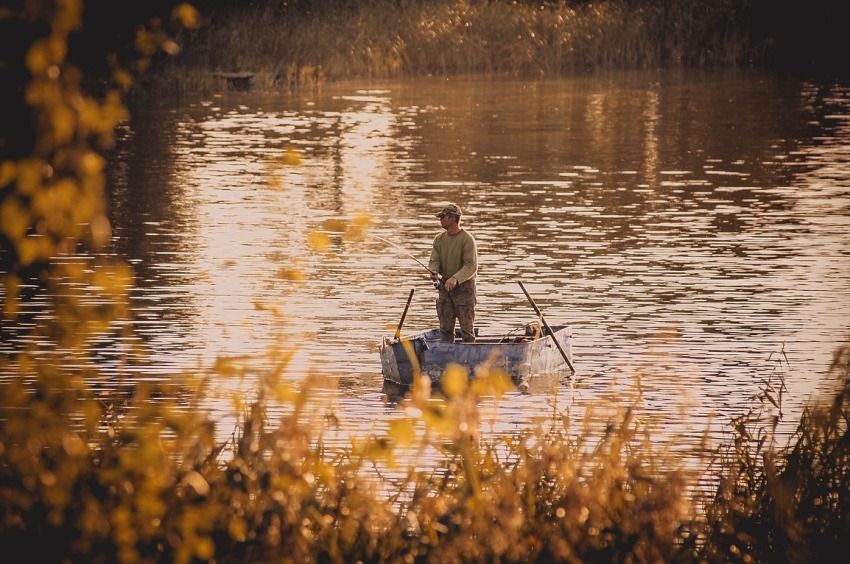 Ezeket a tanácsokat érdemes megfogadnia a csónakos horgászoknak