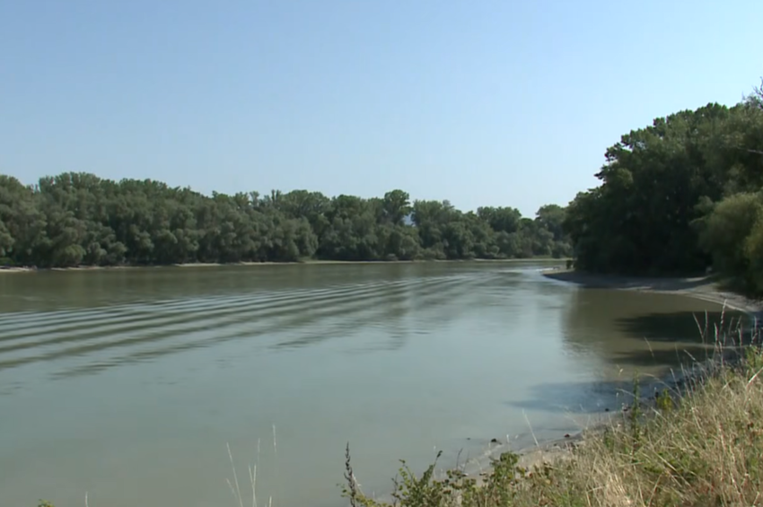 Horgászok mentettek ki egy sokkos nőt a Dunából – videóval 