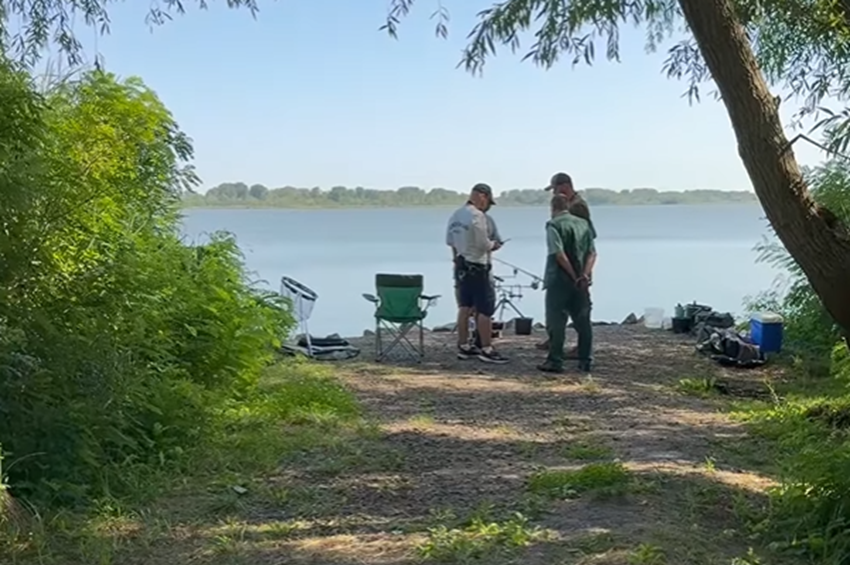 Hatalmas razziát tartottak a Tisza-tónál, tíz horgász megbukott – videóval
