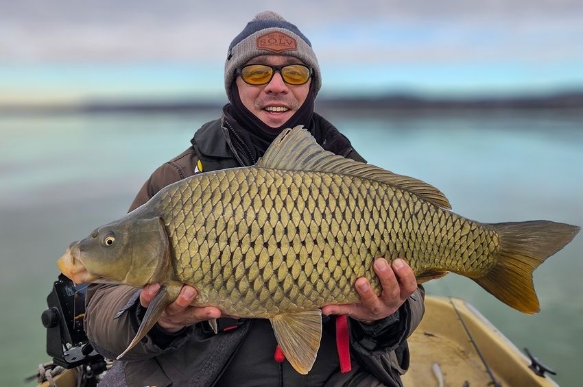 Sötét vérpontyot pergettek a fagyközeli Balatonból 