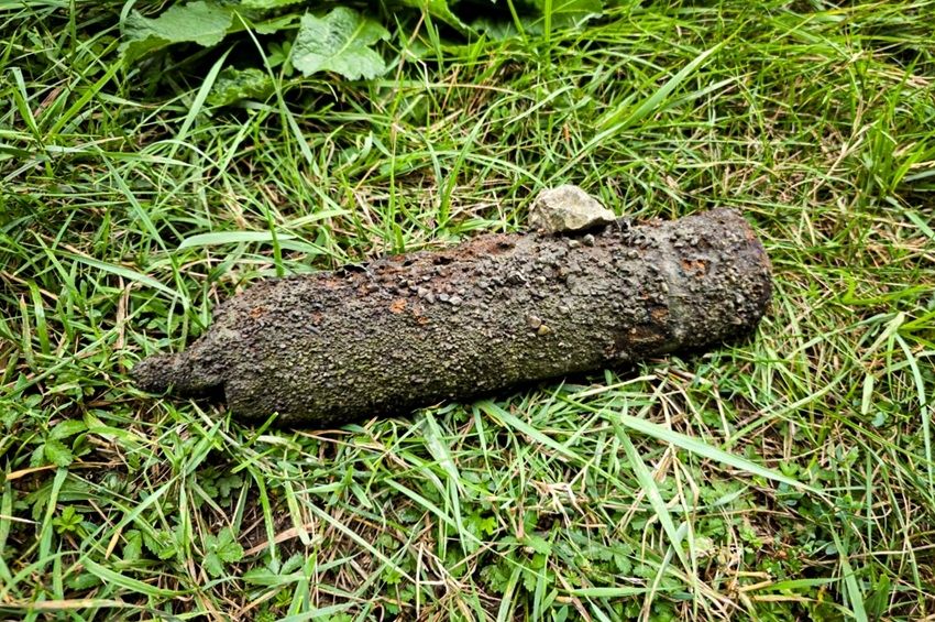 Második világháborús gránátot találtak a Sebes-Körösben – fotókkal
