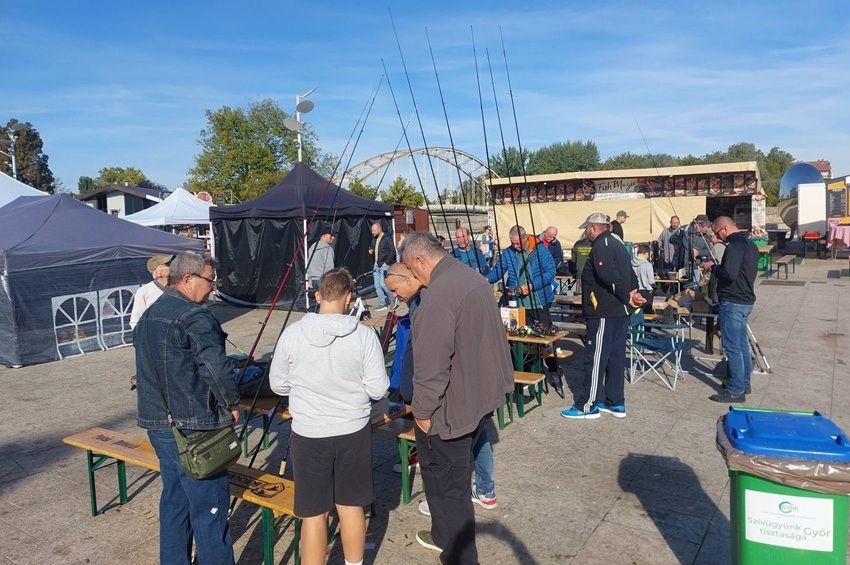Másodszorra szervezett horgászbörzét Győrben a megyei szövetség – fotókkal