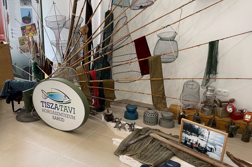 Újranyitották Sarudon a Tisza-tavi Horgászmúzeumot – fotókkal