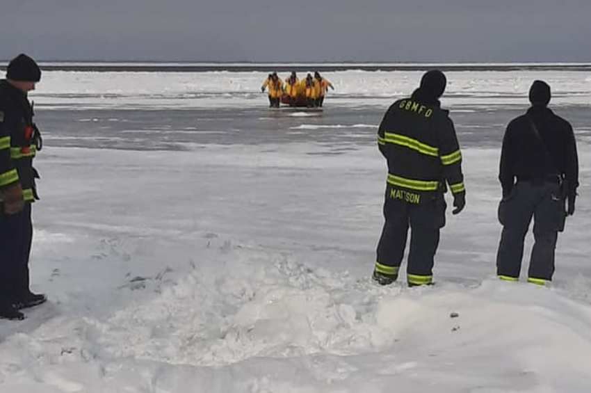 34 lékhorgászt mentettek meg egy leszakadt jégtömbről 