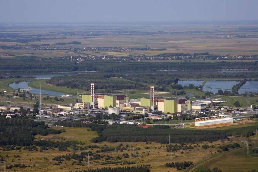 Duzzasztógát építését sürgetik a Paksi Atomerőműnél