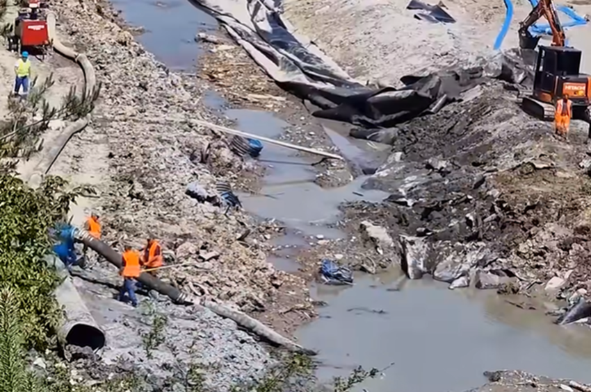 Csökken a Korond-patak sótartalma a folyamatos szivattyúzásnak köszönhetően