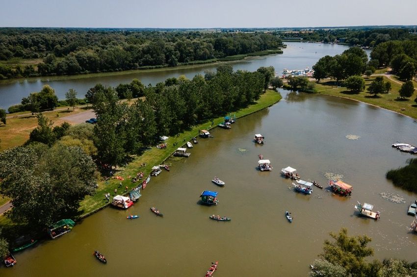 Elstartolt a VI. Tisza-tavi PET Kupa – fotókkal