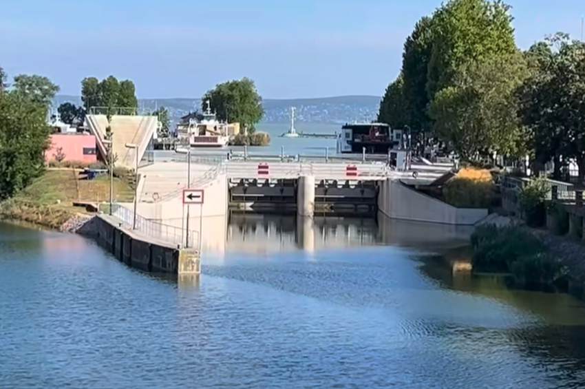 150.000 köbméter Balaton-vízzel frissítik fel a Sió-csatornát