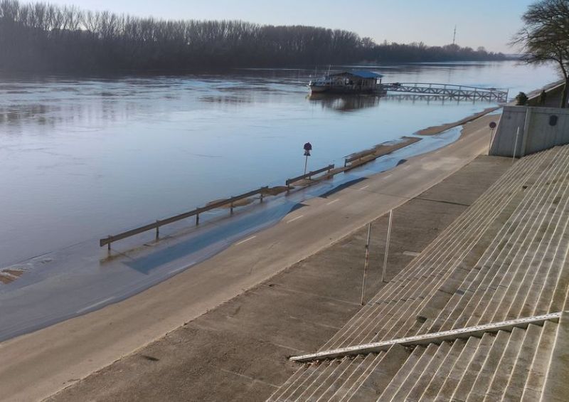 Árad a Tisza, lezárják a szegedi rakpartot