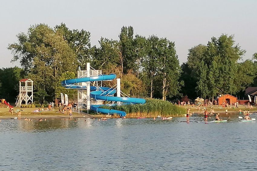 Újra lehet fürödni a Szelidi-tóban