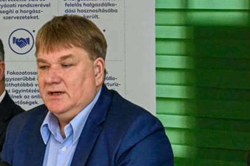 Szűcs Lajos elnök felmentését kezdeményezte a Mohosz választmánya