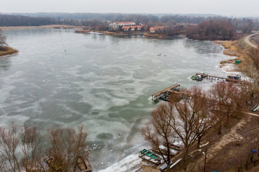 Jégtúrát szerveznek a befagyott Tisza-tóra 