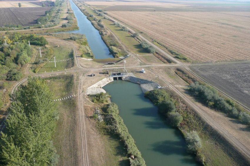 Vízhiány miatt készültséget rendeltek el a Tisza mentén 